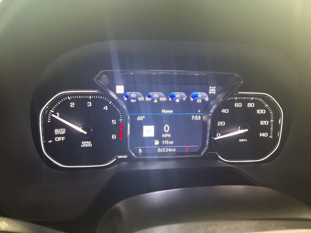 Used 2021 GMC Yukon SLT w/ SLT Premium Package AWD/4WD image 23