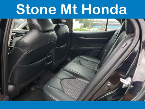 Used 2023 Toyota Camry SE w/ Convenience Package FWD image 10