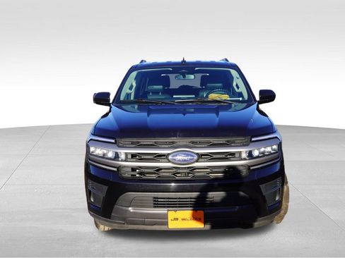 Certified 2024 Ford Expedition XLT image 12