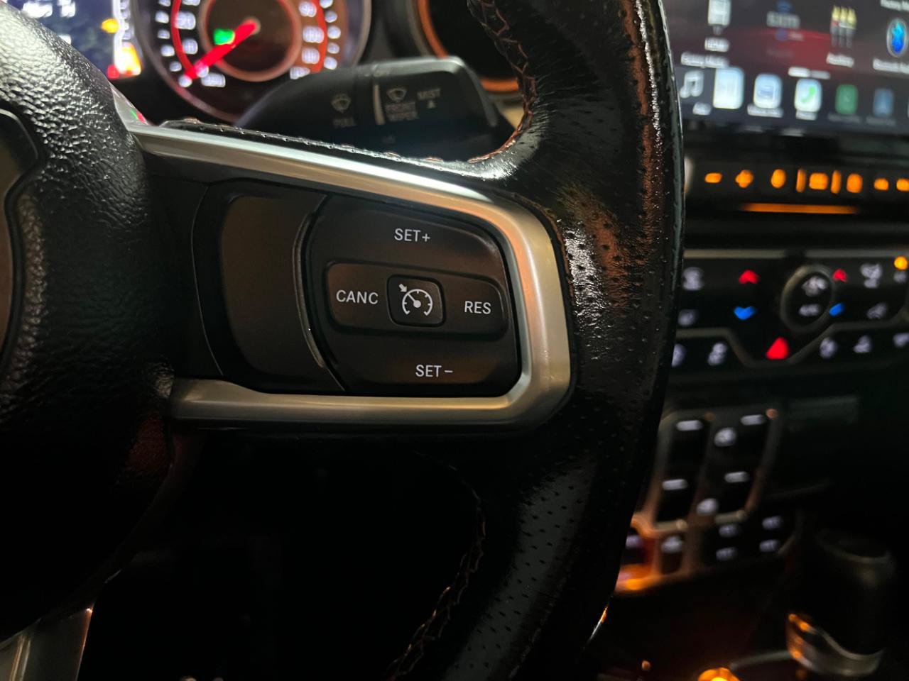 Used 2021 Jeep Gladiator Mojave AWD/4WD image 31