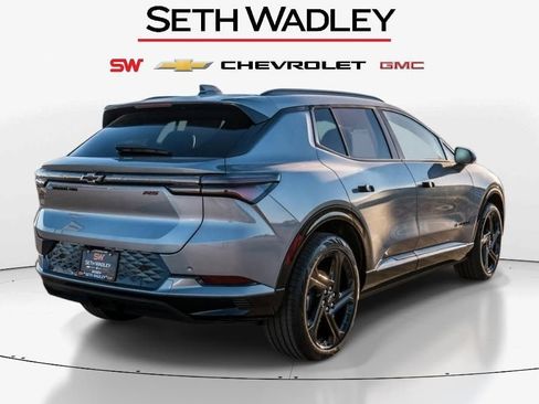 New 2025 Chevrolet Equinox EV RS w/ LPO, Illumination Package image 5