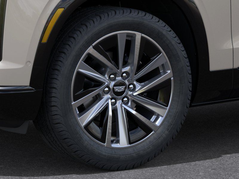New 2027 Cadillac Vistiq Luxury w/ LPO, Floor Liner Package AWD/4WD image 9