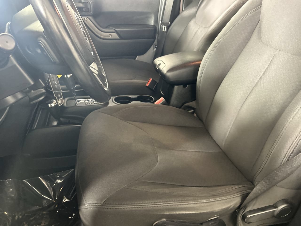 Used 2018 Jeep Wrangler Unlimited Sport S AWD/4WD image 20