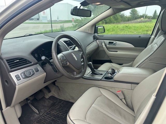 Used 2015 Lincoln MKX FWD w/ Equipment Group 102A image 5