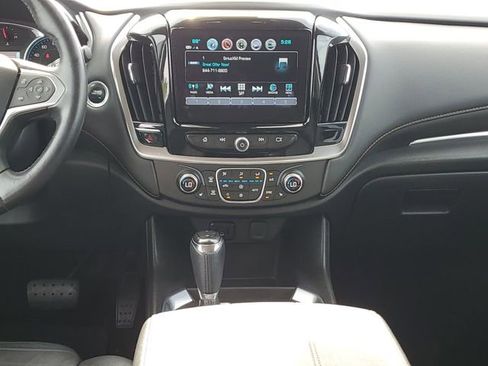Used 2018 Chevrolet Traverse LT AWD/4WD image 29