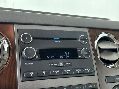 Used 2012 Ford F350 Lariat w/ Lariat Interior Pkg image 23
