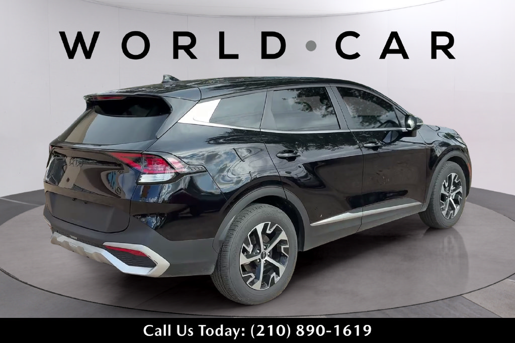 Used 2025 Kia Sportage EX FWD image 6