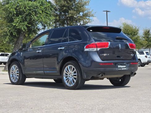 Used 2014 Lincoln MKX FWD w/ Equipment Group 102A image 3