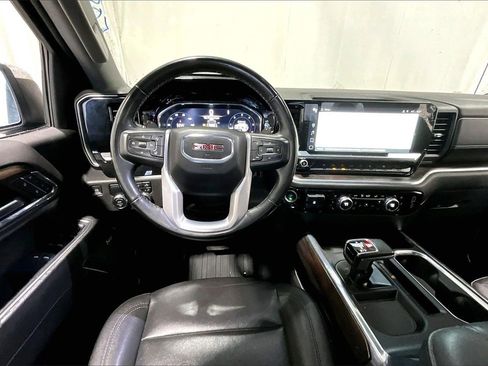 Used 2024 GMC Sierra 1500 SLT image 14