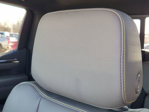 Used 2023 Chevrolet Silverado 1500 ZR2 w/ Technology Package image 19