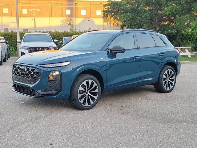 New 2026 Audi Q3 quattro 2.0T AWD/4WD image 3