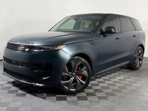 Used 2025 Land Rover Range Rover Sport Autobiography AWD/4WD image 1