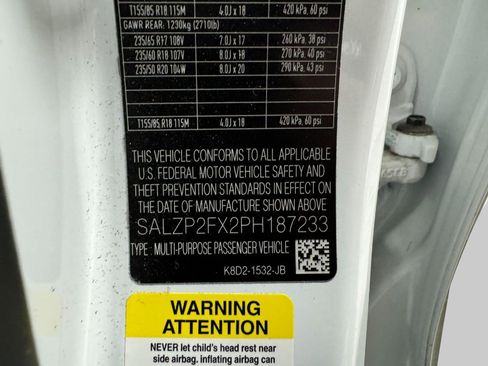 Used 2023 Land Rover Range Rover Evoque SE image 33