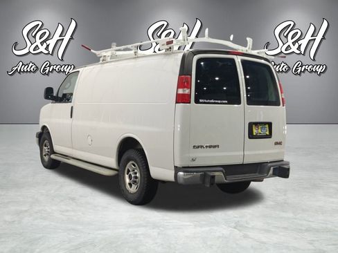 Used 2017 GMC Savana 2500 image 14