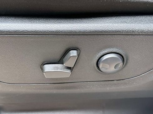 Used 2022 RAM 1500 Big Horn AWD/4WD image 19