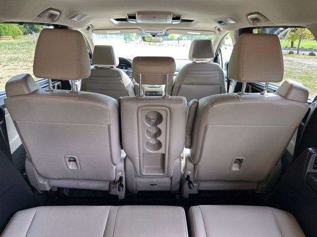 Used 2018 Honda Odyssey Touring image 18