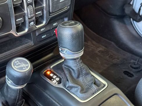 Used 2021 Jeep Wrangler Unlimited Sport AWD/4WD image 21