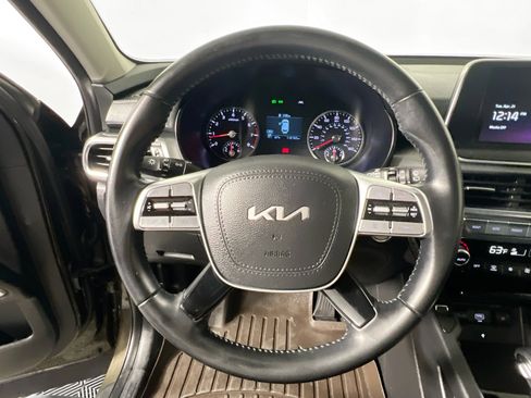 Used 2022 Kia Telluride S image 17