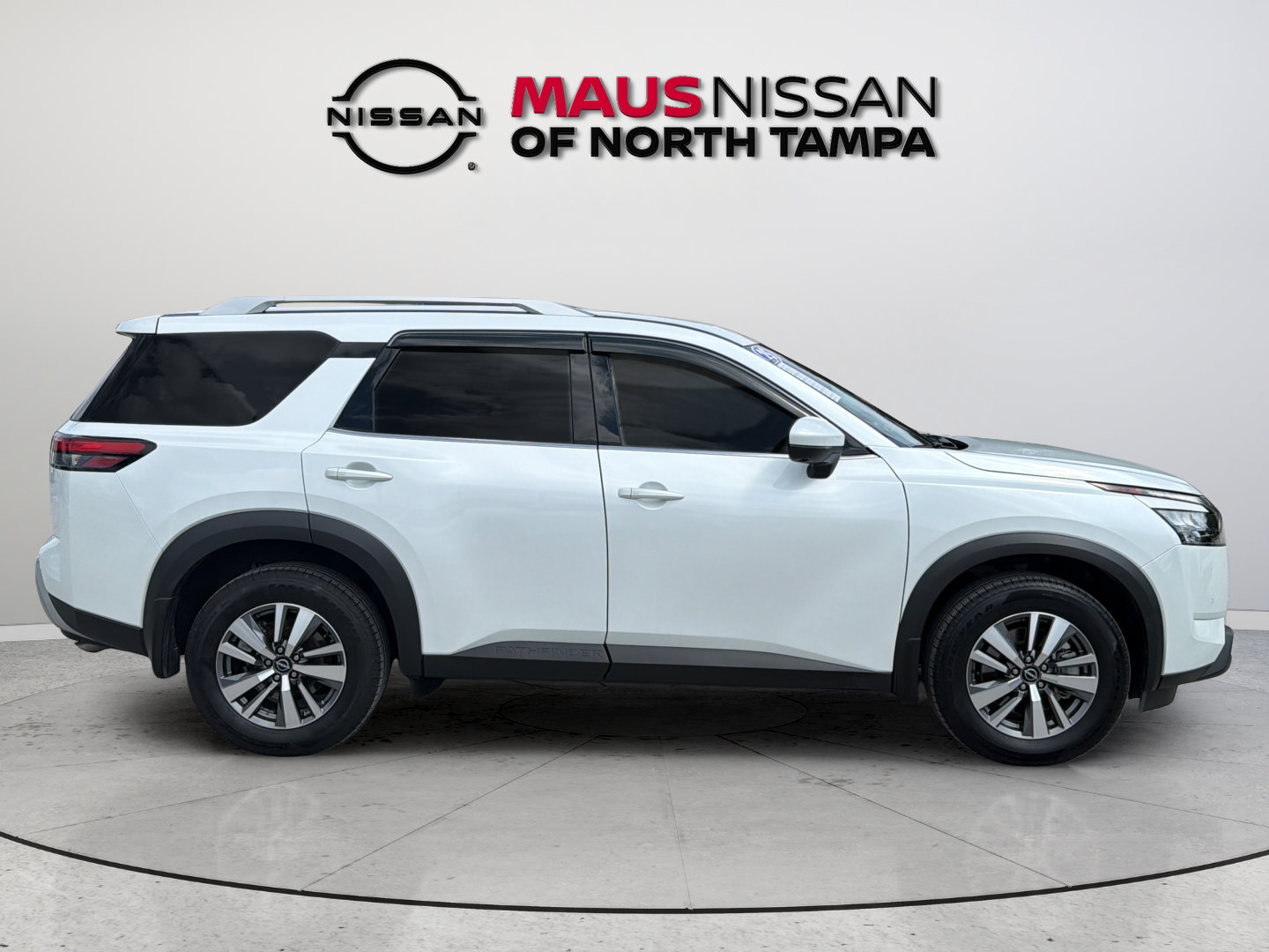 Certified 2025 Nissan Pathfinder SL AWD/4WD image 13