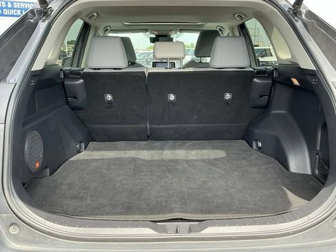 Used 2020 Toyota RAV4 Limited FWD image 20