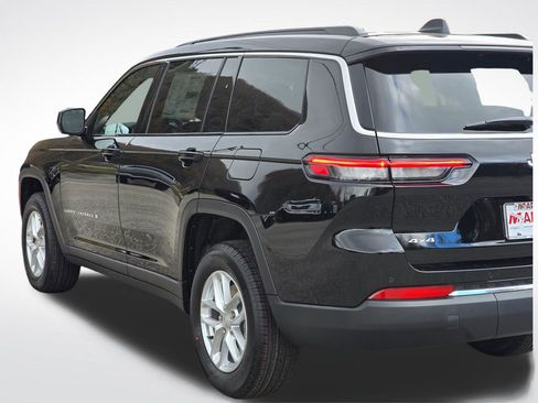 New 2025 Jeep Grand Cherokee L Laredo w/ Luxury Tech Group I image 42