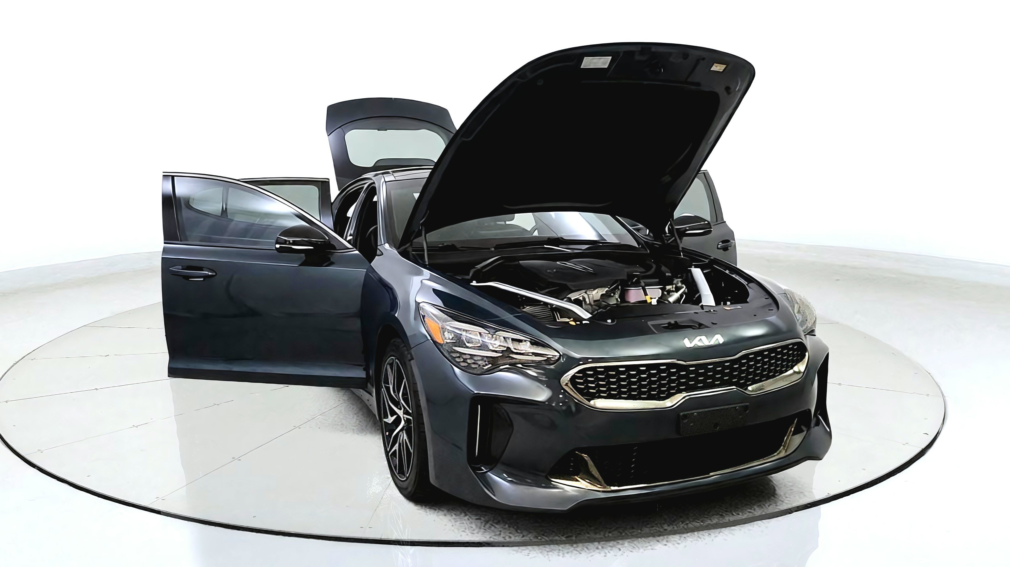 Used 2023 Kia Stinger GT-Line w/ Sun & Sound Package AWD/4WD image 9
