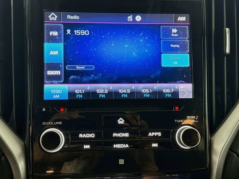 Used 2022 Subaru Ascent Premium AWD/4WD image 15