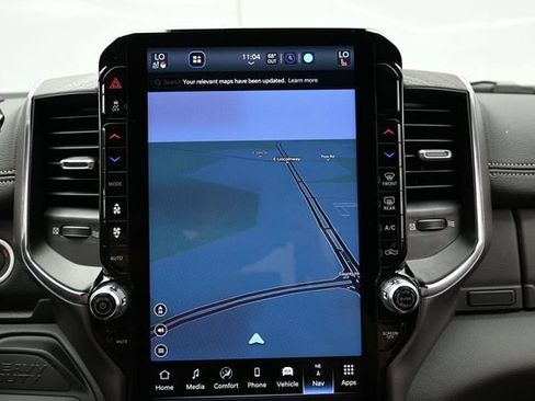New 2026 RAM 2500 Laramie AWD/4WD image 37