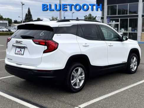 Used 2021 GMC Terrain SLE w/ Driver Convenience Package FWD image 5