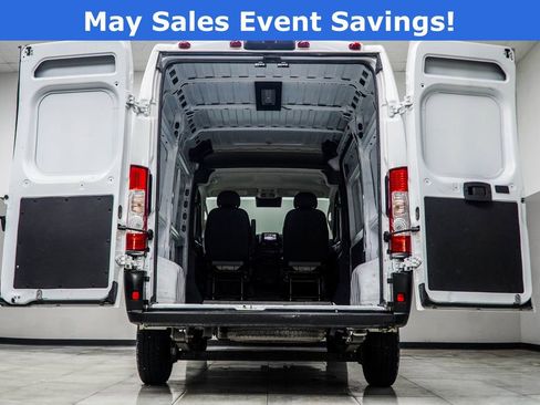 Used 2024 RAM ProMaster 2500 w/ Convenience Group FWD image 13
