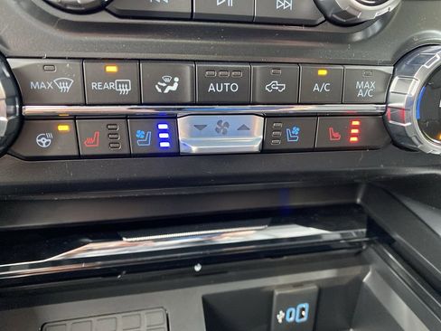 New 2026 Ford F250 Lariat w/ FX4 Off-Road Package image 8