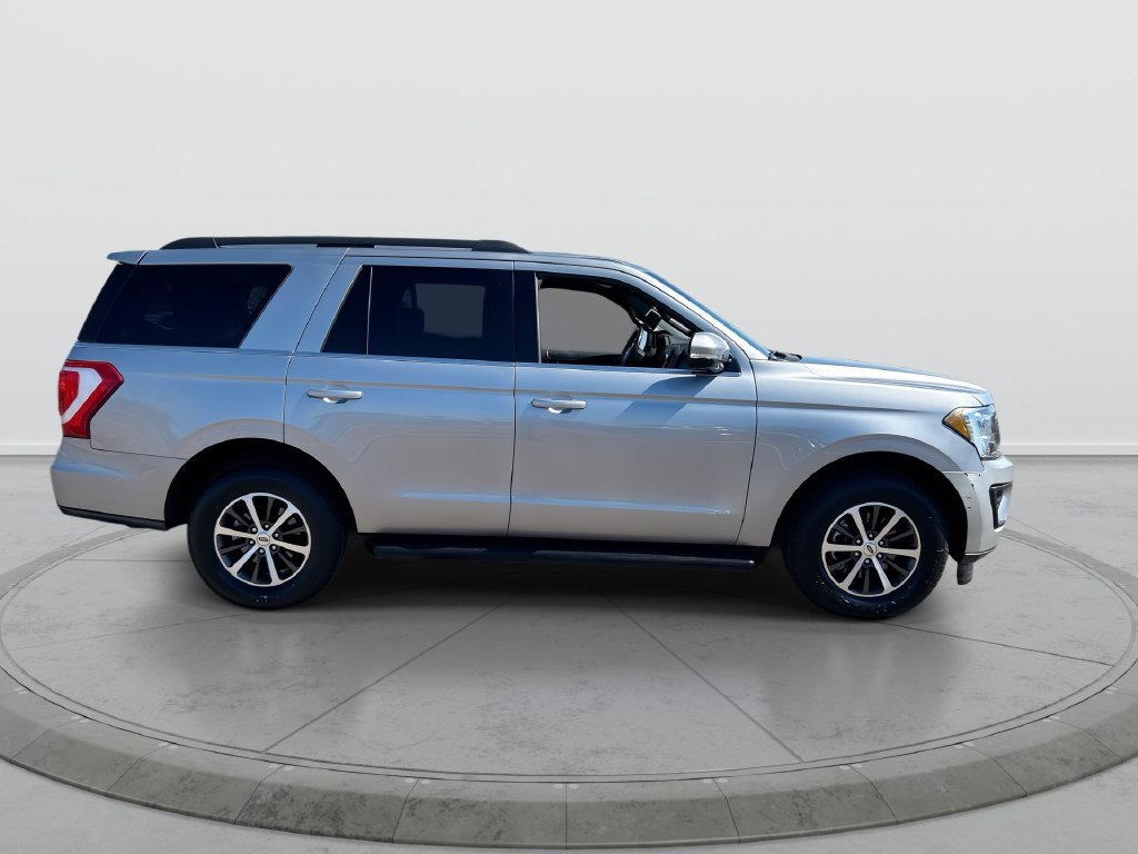 Used 2020 Ford Expedition XLT w/ Equipment Group 201A RWD image 9