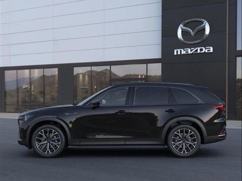 New 2025 MAZDA CX-70 Plug-In Hybrid w/ Premium Plus image 3