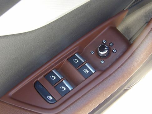 Used 2017 Audi A4 2.0T Prestige image 12