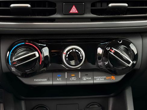 Certified 2023 Hyundai Kona SEL AWD/4WD image 16