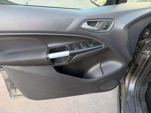 Used 2016 Ford Transit Connect XLT FWD image 13