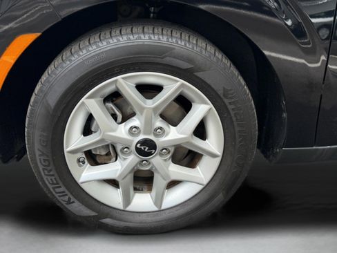 Used 2022 Kia Soul LX w/ Technology Package FWD image 47