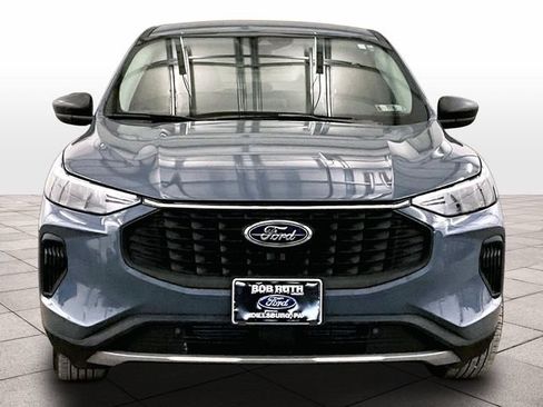Used 2023 Ford Escape Active AWD/4WD image 3