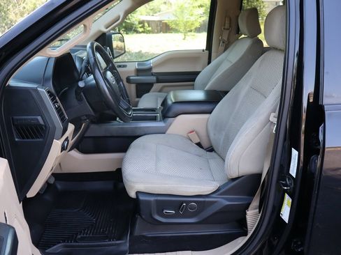 Used 2018 Ford F150 XLT w/ Equipment Group 302A Luxury RWD image 23