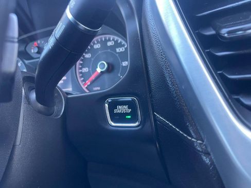Used 2018 GMC Acadia SLE AWD/4WD image 27