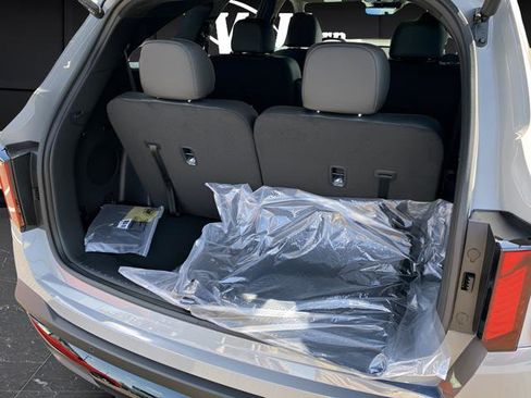New 2026 Kia Sorento X-Line SX Prestige image 17