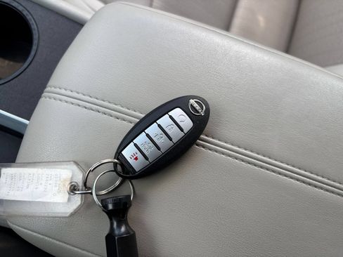 Used 2025 Nissan Altima 2.5 SV FWD image 22