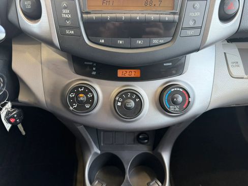 Used 2007 Toyota RAV4 2WD image 15