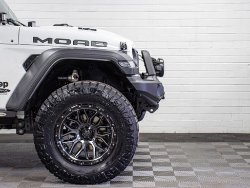 Used 2026 Jeep Wrangler Moab image 13
