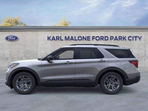 New 2026 Ford Explorer Active image 3