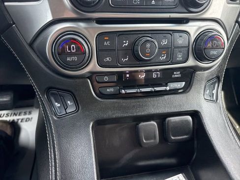 Used 2018 Chevrolet Tahoe LT w/ LT Signature Package image 27