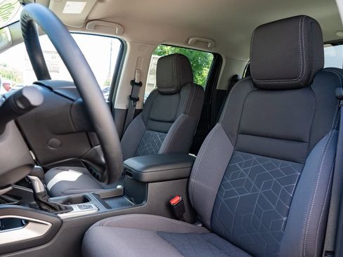 New 2026 Nissan Frontier SV w/ Tow Package AWD/4WD image 21