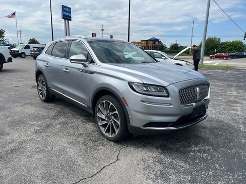 Used 2022 Lincoln Nautilus Reserve w/ Equipment Group 201A AWD/4WD image 2