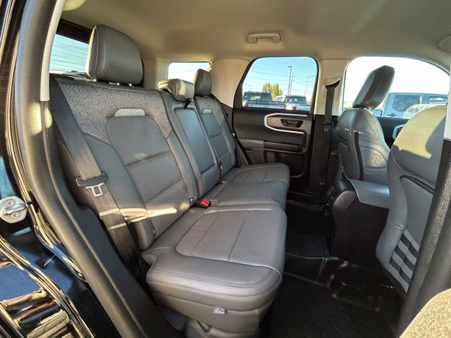 Used 2025 Ford Bronco Sport Badlands AWD/4WD image 40