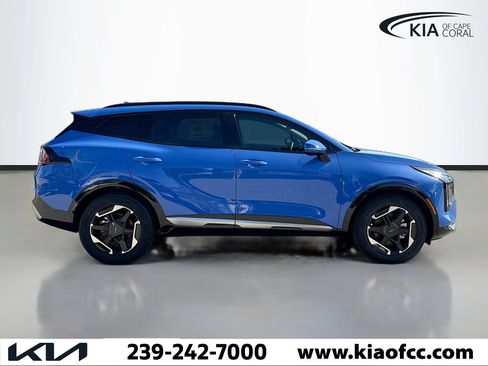 New 2026 Kia Sportage SX FWD image 6